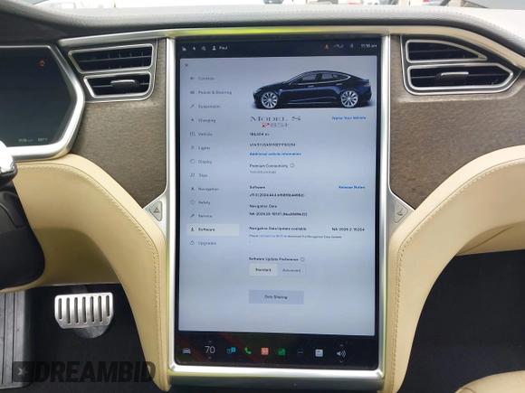 2014 Tesla Model S 60 with VIN 5YJSA1H10EFP30234, listed as a IAAI auction lot 42182249 with 186,654 mi miles and . Bid and sale history available at DreamBid. Image 18.