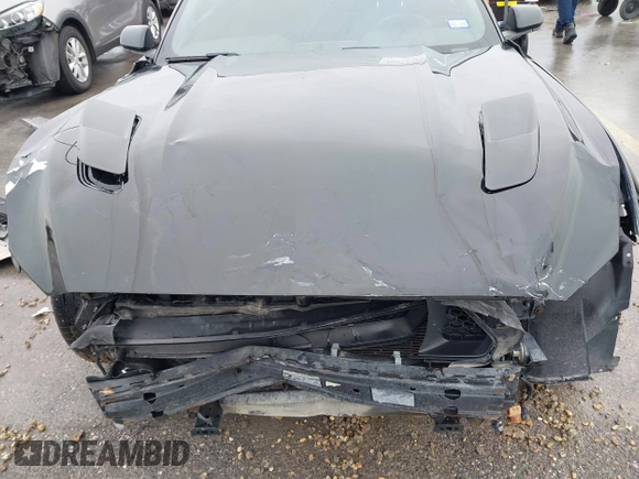 2016 Ford Mustang GT with VIN 1FA6P8CFXG5317372, listed as a IAAI auction lot 40971989 with 118,032 mi miles. Bid and sale history available at carsss.com. Image 6.