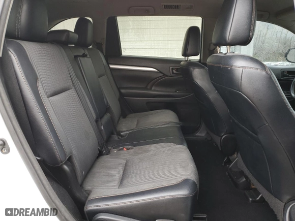 2016 Toyota Highlander LE Plus with VIN 5TDZKRFH6GS176626, listed as a Copart auction lot 50291045 with 119,801 mi miles and Clean Title. Bid and sale history available at carsss.com. Image 11.