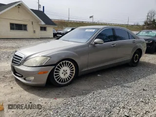 2009 Mercedes-Benz S-Class 5.5L V8 with VIN WDDNG86X99A258406, listed as a Copart auction lot 52609145 with 176,235 mi miles and Clean Title. Bid and sale history available at carsss.com. Image 1.