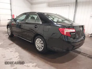 2013 Toyota Camry L with VIN 4T4BF1FK0DR333272, listed as a IAAI auction lot 41378158 with 126,151 mi miles. Bid and sale history available at carsss.com. Image 3.