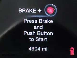 2021 Dodge Durango SRT 392 with VIN 1C4SDJGJ8MC845443, listed as a IAAI auction lot 40239648 with 4,904 mi miles. Bid and sale history available at carsss.com. Image 16.
