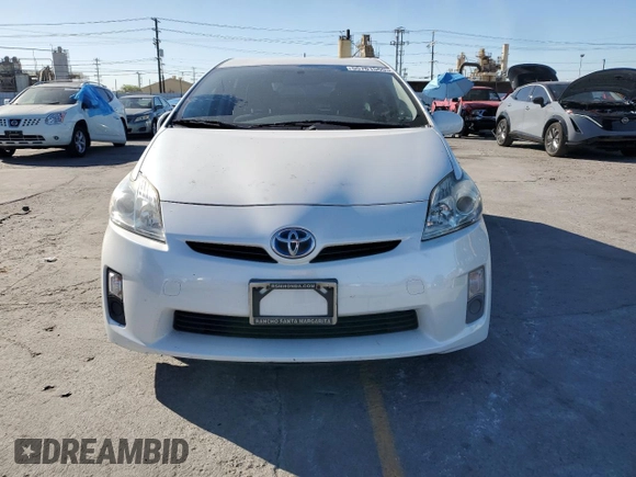2010 Toyota Prius II with VIN JTDKN3DU5A0241272, listed as a Copart auction lot 55701555 with 299,547 mi miles and Clean Title. Bid and sale history available at DreamBid. Image 5.