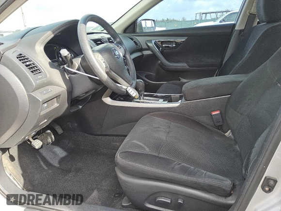 2014 Nissan Altima S with VIN 1N4AL3AP4EN363300, listed as a Copart auction lot 51463545 with 104,965 mi miles and Clean Title. Bid and sale history available at DreamBid. Image 7.