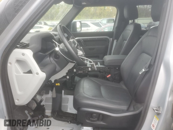 2022 Land Rover Defender SE with VIN SALEP7RU0N2106968, listed as a Copart auction lot 71045954 with 35,366 mi miles and Salvage title. Bid and sale history available at DreamBid. Image 7.