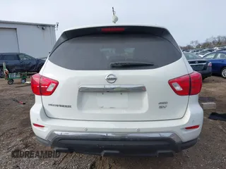 2018 Nissan Pathfinder SV z VIN 5N1DR2MM3JC661100, wystawiony jako IAAI lot #41539611 z przebiegiem 80 115 mil mil oraz . Historia ofert i sprzedaży dostępna na DreamBid. Obrazek 16.