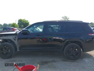 2023 Jeep Grand Cherokee Limited with VIN 1C4RJKBGXP8701778, listed as a IAAI auction lot 42635838 with 27,514 mi miles and . Bid and sale history available at DreamBid. Image 15.