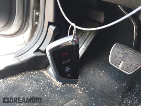 2020 BMW X3 M Competition with VIN 5YMTS0C02LLT10003, listed as a IAAI auction lot 42291298 with 70,155 mi miles and . Bid and sale history available at DreamBid. Image 11.