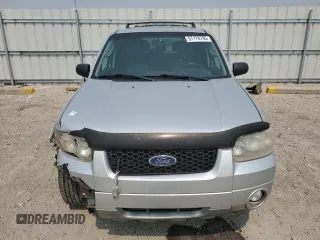 2007 Ford Escape Limited with VIN 1FMYU94167KA15448, listed as a Copart auction lot 57178795 with 301,759 mi miles and Salvage title. Bid and sale history available at DreamBid. Image 5.