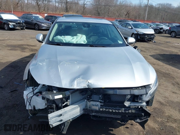 2020 Nissan Altima 2.5 SL with VIN 1N4BL4EV3LN322219, listed as a IAAI auction lot 41635181 with 11,574 mi miles. Bid and sale history available at carsss.com. Image 12.