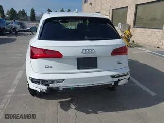 2018 Audi Q5 Premium with VIN WA1ANAFY5J2065919, listed as a IAAI auction lot 41692587 with 79,733 mi miles. Bid and sale history available at carsss.com. Image 6.