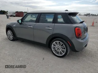 2021 MINI Hardtop 4 Door Cooper S with VIN WMWXU9C08M2N81063, listed as a Copart auction lot 86783454 with Not provided miles and Non repairable. Bid and sale history available at DreamBid. Image 2.