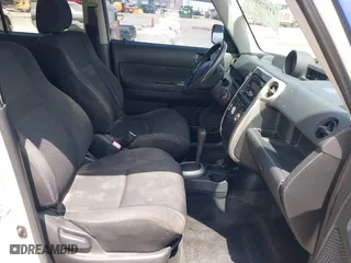 2005 Scion xB with VIN JTLKT324X54000254, listed as a IAAI auction lot 41975868 with 1 mi miles. Bid and sale history available at carsss.com. Image 5.