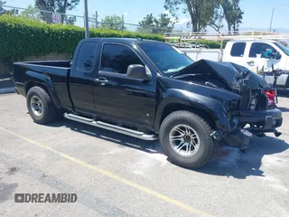 2008 Chevrolet Colorado z VIN 1GCDT299X88223620, wystawiony jako IAAI lot #42273149 z przebiegiem 180 015 mil mil oraz . Historia ofert i sprzedaży dostępna na DreamBid. Obrazek 1.