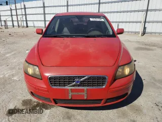 2005 Volvo V50 с VIN YV1MW390452052760, выставлен на аукционе Copart как лот 77257134 с пробегом 121 335 миль миль и Чистый • Clean title. История ставок и продаж доступна на DreamBid. Изображение 5.