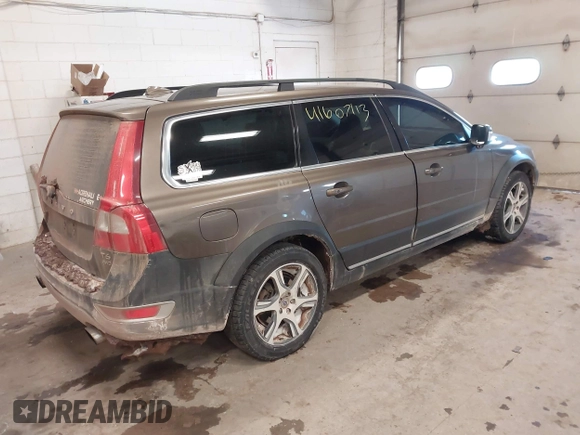 2013 Volvo XC70 T6 with VIN YV4902BZ3D1160451, listed as a IAAI auction lot 41607113 with 212,568 mi miles and . Bid and sale history available at DreamBid. Image 4.