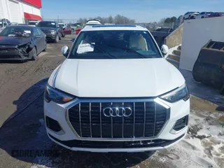 2020 Audi Q3 Premium with VIN WA1AECF31L1098425, listed as a IAAI auction lot 41640806 with 100,462 mi miles and . Bid and sale history available at DreamBid. Image 12.