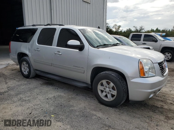 2014 GMC Yukon XL SLT with VIN 1GKS1KE03ER234487, listed as a Copart auction lot 74897284 with 198,965 mi miles and Salvage Title. Bid and sale history available at carsss.com. Image 4.