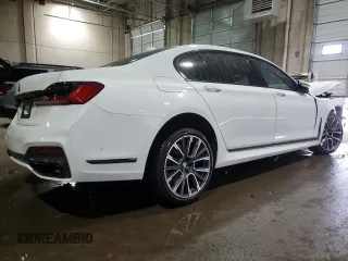 2020 BMW 7 Series 740i with VIN WBA7T2C00LCD61647, listed as a Copart auction lot 48110735 with 72,365 mi miles and Non repairable. Bid and sale history available at DreamBid. Image 3.