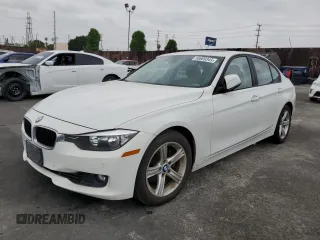 2013 BMW 3 Series 328i z VIN WBA3C1G59DNR44705, wystawiony jako Copart lot #58669345 z przebiegiem 107 953 mil mil oraz Szkoda całkowita • Salvage title. Historia ofert i sprzedaży dostępna na DreamBid. Obrazek 1.