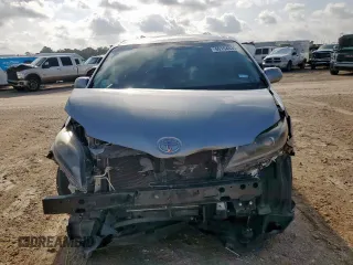 2015 Toyota Sienna SE with VIN 5TDXK3DC0FS636468, listed as a Copart auction lot 60164835 with 146,390 mi miles and Salvage title. Bid and sale history available at DreamBid. Image 5.
