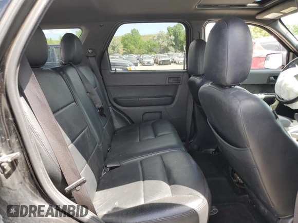 2012 Ford Escape XLT с VIN 1FMCU9DG2CKB67171, выставлен на аукционе Copart как лот 61989625 с пробегом Не указан миль и Списание • Salvage title. История ставок и продаж доступна на DreamBid. Изображение 11.