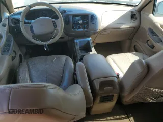 1997 Ford Expedition XLT with VIN 1FMEU17L7VLB84516, listed as a Copart auction lot 76664984 with 269,040 mi miles and Salvage title. Bid and sale history available at DreamBid. Image 8.