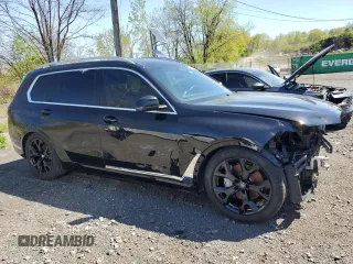 2024 BMW X7 xDrive40i z VIN 5UX23EM09R9T85217, wystawiony jako Copart lot #55027125 z przebiegiem 30 337 mil mil oraz Szkody całkowita. Historia ofert i sprzedaży dostępna na DreamBid. Obrazek 4.