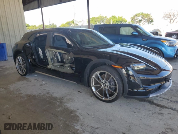 2022 Porsche Taycan 4 z VIN WP0BA2Y11NSA67171, wystawiony jako Copart lot #59885844 z przebiegiem 22 760 mil mil oraz Szkoda całkowita • Salvage title. Historia ofert i sprzedaży dostępna na DreamBid. Obrazek 4.