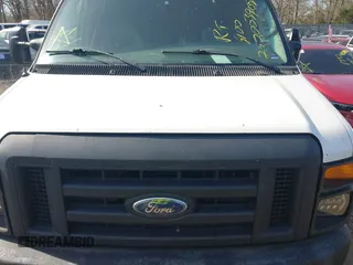 2008 Ford Econoline Cargo Commercial z VIN 1FTSE34L68DA76326, wystawiony jako IAAI lot #42059521 z przebiegiem Nie podano mil oraz . Historia ofert i sprzedaży dostępna na DreamBid. Obrazek 10.