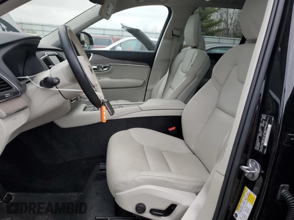 2023 Volvo XC90 with VIN YV4062PK2P1966224, listed as a Copart auction lot 81460634 with 27,648 mi miles and Clean Title. Bid and sale history available at DreamBid. Image 7.