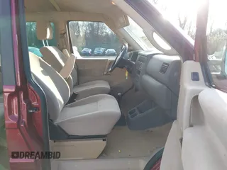 2003 Volkswagen EuroVan с VIN WV2KB47083H013778, выставлен на аукционе IAAI как лот 41537793 с пробегом 127 315 миль миль и . История ставок и продаж доступна на DreamBid. Изображение 5.