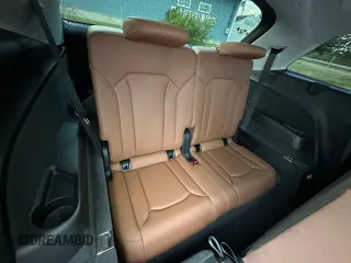 2021 Audi Q7 Premium Plus z VIN WA1LXAF78MD017379, wystawiony jako Copart lot #65096125 z przebiegiem 104 318 mil mil oraz Czysty tytuł • Clean title. Historia ofert i sprzedaży dostępna na DreamBid. Obrazek 13.