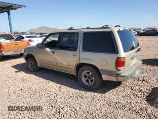 2000 Ford Explorer XLT with VIN 1FMZU63E7YZB87715, listed as a Copart auction lot 43539135 with 233,743 mi miles and Clean title. Bid and sale history available at DreamBid. Image 2.