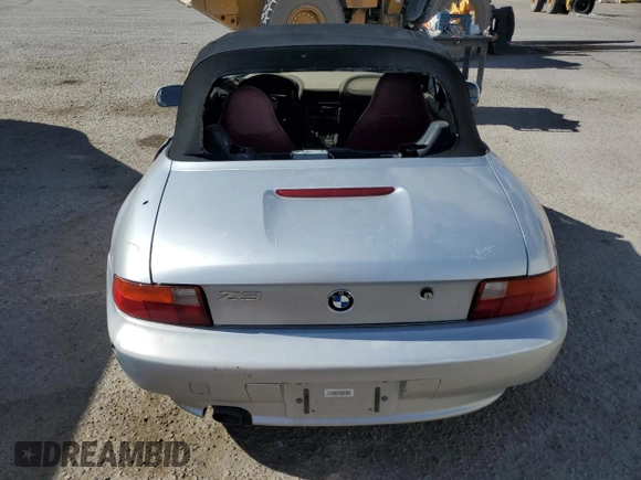 1997 BMW 3 Series Z3 1.9 z VIN 4USCH7321VLB82161, wystawiony jako Copart lot #64142575 z przebiegiem 111 708 mil mil oraz Czysty tytuł • Clean title. Historia ofert i sprzedaży dostępna na DreamBid. Obrazek 6.