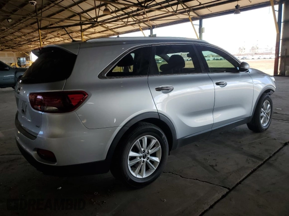 2020 Kia Sorento L with VIN 5XYPG4A37LG635838, listed as a Copart auction lot 46695955 with 119,545 mi miles and Salvage Title. Bid and sale history available at DreamBid. Image 3.