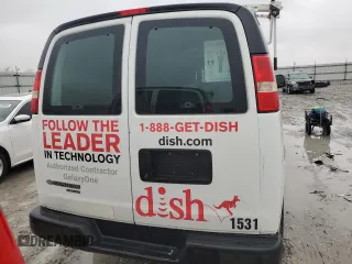 2015 Chevrolet Express Cargo z VIN 1GCWGFCF7F1180265, wystawiony jako Copart lot #44005045 z przebiegiem 332 854 mil mil oraz Czysty tytuł • Clean title. Historia ofert i sprzedaży dostępna na DreamBid. Obrazek 6.