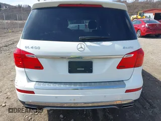 2016 Mercedes-Benz GL with VIN 4JGDF6EE8GA688532, listed as a IAAI auction lot 41875634 with 52,539 mi miles. Bid and sale history available at carsss.com. Image 17.