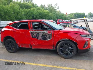 2020 Chevrolet Blazer RS z VIN 3GNKBKRS2LS610070, wystawiony jako IAAI lot #42455099 z przebiegiem 38 030 mil mil oraz . Historia ofert i sprzedaży dostępna na DreamBid. Obrazek 13.