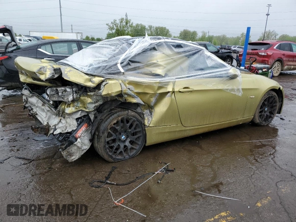 2007 BMW 3 Series 328i z VIN WBAWL13557PX15367, wystawiony jako Copart lot #56542565 z przebiegiem 132 845 mil mil oraz Czysty tytuł • Clean title. Historia ofert i sprzedaży dostępna na DreamBid. Obrazek 3.