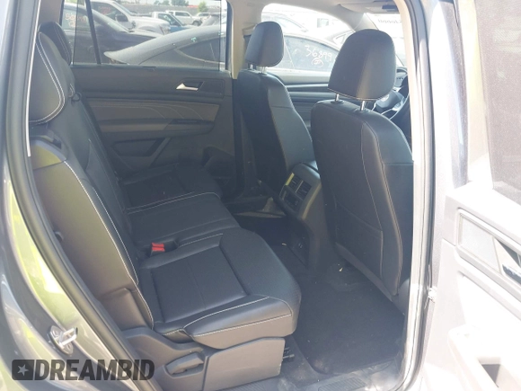 2022 Volkswagen Atlas SE with VIN 1V2KP2CA6NC524326, listed as a IAAI auction lot 42546660 with 37,406 mi miles and . Bid and sale history available at DreamBid. Image 8.