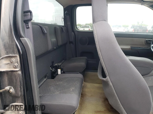 2005 GMC Canyon SLE Z71 with VIN 1GTDS196X58242957, listed as a Copart auction lot 87728635 with 206,977 mi miles and Salvage Title. Bid and sale history available at carsss.com. Image 10.