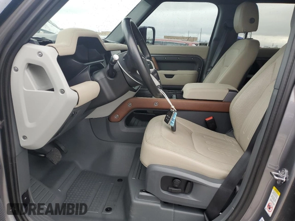 2021 Land Rover Defender SE z VIN SALEP7RU3M2035411, wystawiony jako Copart lot #44968195 z przebiegiem 25 192 mil mil oraz Czysty tytuł • Clean title. Historia ofert i sprzedaży dostępna na DreamBid. Obrazek 7.