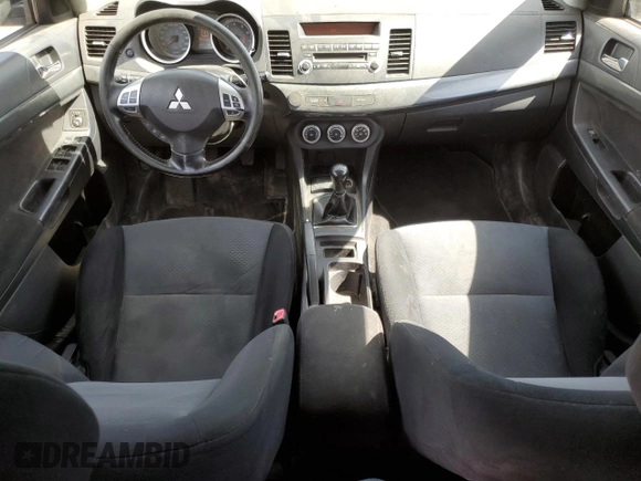 2009 Mitsubishi Lancer z VIN JA3AX88W99U613116, wystawiony jako Copart lot #58765855 z przebiegiem 256 289 mil mil oraz Czysty tytuł • Clean title. Historia ofert i sprzedaży dostępna na DreamBid. Obrazek 8.