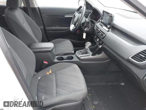 2023 Kia Seltos LX z VIN KNDEPCAA0P7449402, wystawiony jako IAAI lot #41413776 z przebiegiem 32 106 mil mil oraz . Historia ofert i sprzedaży dostępna na DreamBid. Obrazek 5.