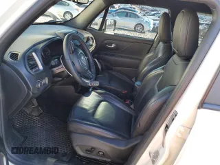 2020 Jeep Renegade Altitude z VIN ZACNJAB19LPL72057, wystawiony jako Copart lot #41449755 z przebiegiem 61 233 mil mil oraz Szkoda całkowita • Salvage title. Historia ofert i sprzedaży dostępna na DreamBid. Obrazek 7.
