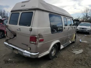 1994 Chevrolet Chevy Van z VIN 1GBEG25K1RF127765, wystawiony jako Copart lot #46389055 z przebiegiem Nie podano mil oraz Szkoda całkowita • Salvage title. Historia ofert i sprzedaży dostępna na DreamBid. Obrazek 3.