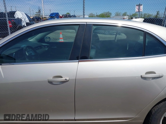 2016 Chevrolet Malibu LT with VIN 1G11C5SAXGF148901, listed as a IAAI auction lot 42133121 with 169,490 mi miles. Bid and sale history available at carsss.com. Image 15.