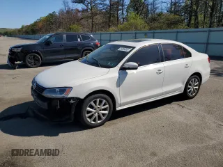 2013 Volkswagen Jetta SE z VIN 3VWDP7AJ6DM251019, wystawiony jako Copart lot #55889065 z przebiegiem 130 708 mil mil oraz Szkoda całkowita • Salvage title. Historia ofert i sprzedaży dostępna na DreamBid. Obrazek 1.