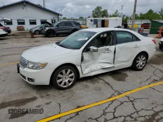 2008 Lincoln MKZ z VIN 3LNHM26T98R646424, wystawiony jako Copart lot #57124455 z przebiegiem 107 273 mil mil oraz Szkoda całkowita • Salvage title. Historia ofert i sprzedaży dostępna na DreamBid. Obrazek 1.